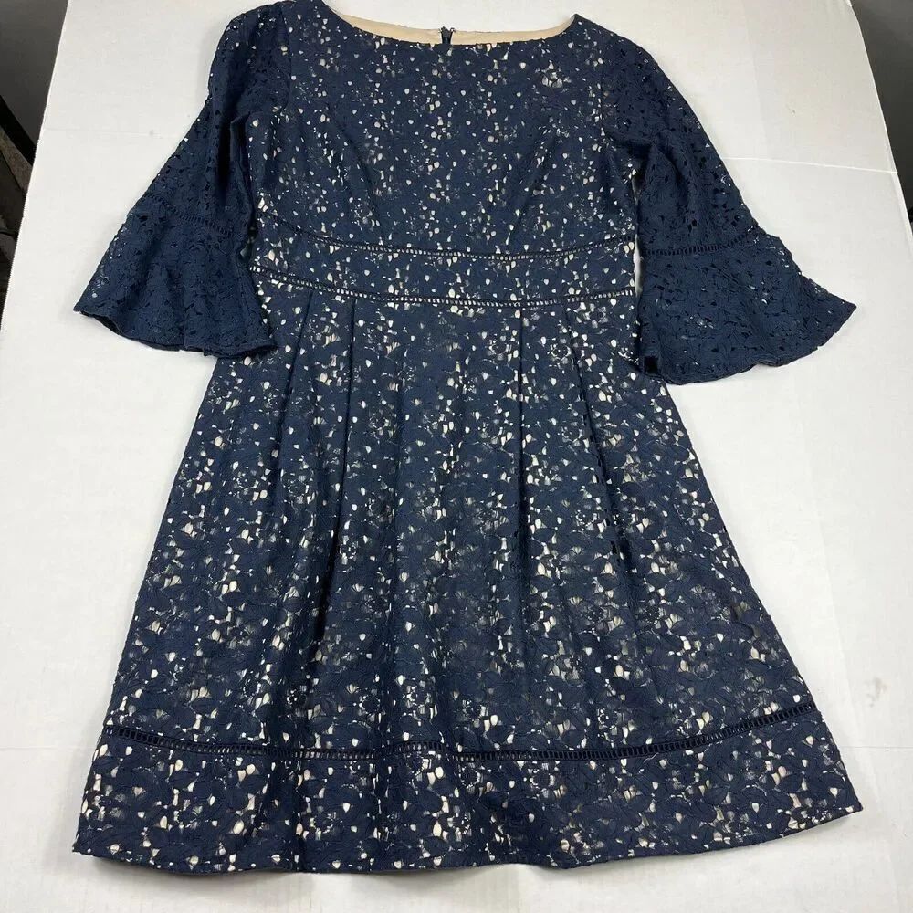 Eliza J Lace A-Line Dress Blue Bell 3/4 Sleeve Scoop Neck Wedding Formal Size 8